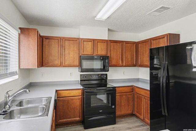 9966 Sungate, San Antonio, TX 78245