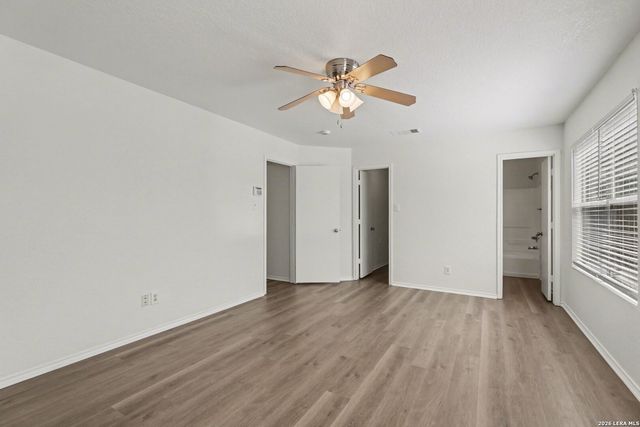 9966 Sungate, San Antonio, TX 78245