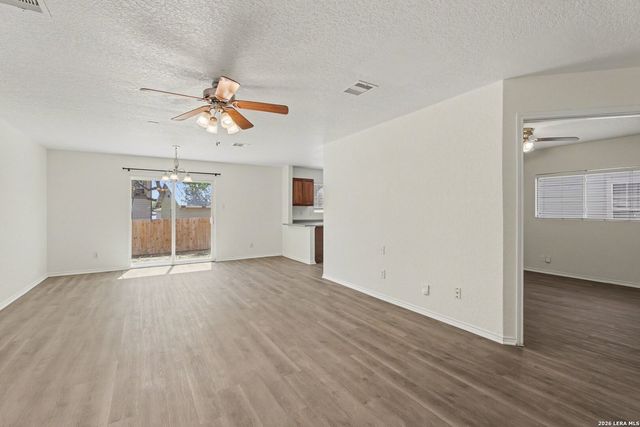 9966 Sungate, San Antonio, TX 78245