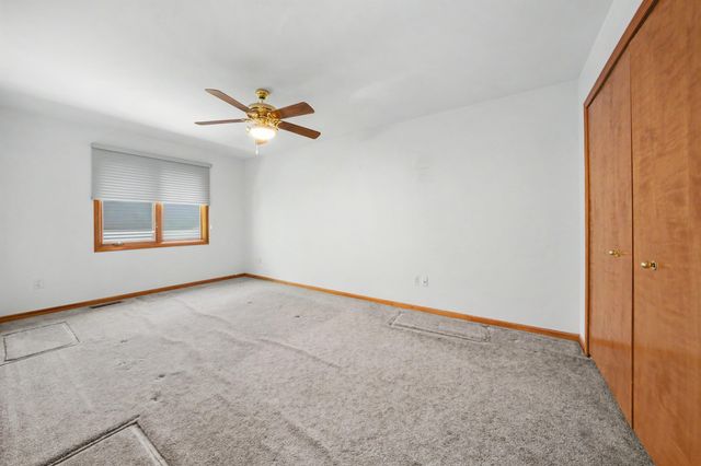 43697 Vintners Place Drive, Sterling Heights, MI 48314