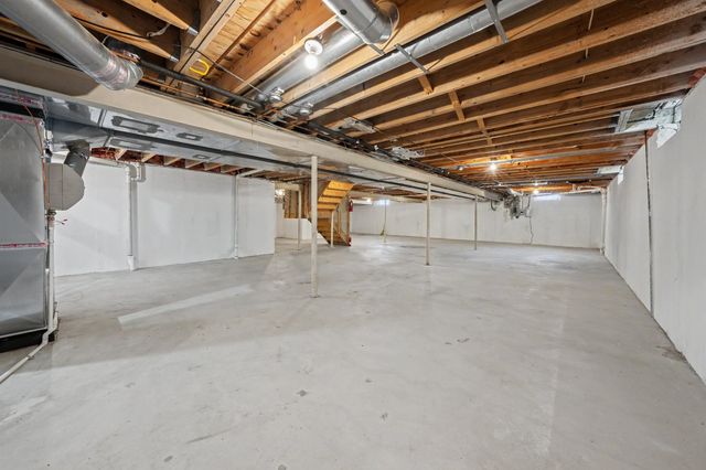 43697 Vintners Place Drive, Sterling Heights, MI 48314