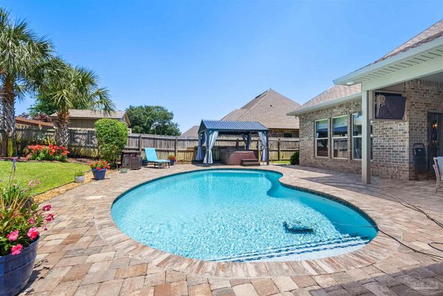 1513 Sabal Palm Dr, Gulf Breeze, FL 32563