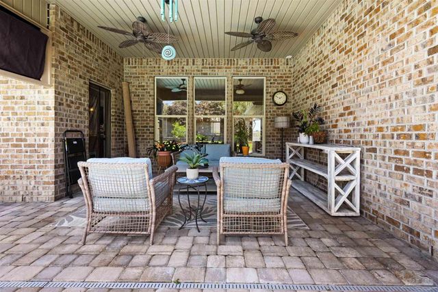 1513 Sabal Palm Dr, Gulf Breeze, FL 32563