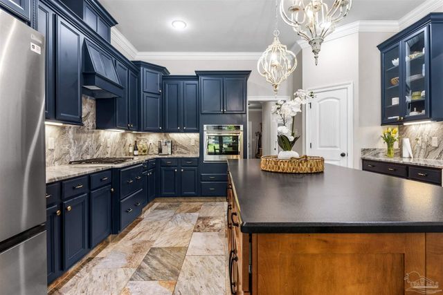 1513 Sabal Palm Dr, Gulf Breeze, FL 32563