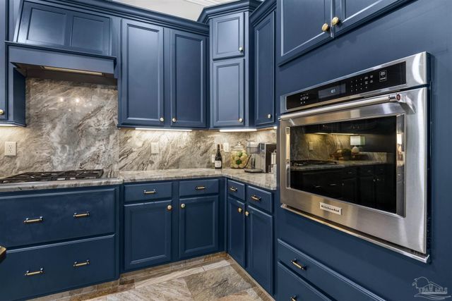 1513 Sabal Palm Dr, Gulf Breeze, FL 32563