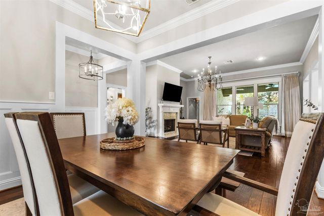 1513 Sabal Palm Dr, Gulf Breeze, FL 32563