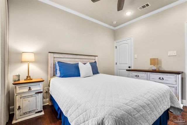 1513 Sabal Palm Dr, Gulf Breeze, FL 32563