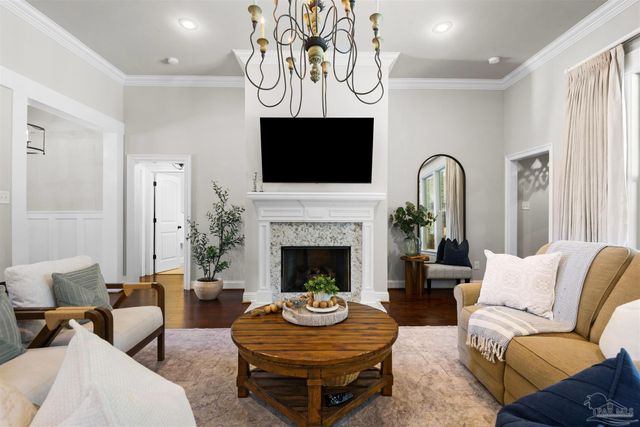 1513 Sabal Palm Dr, Gulf Breeze, FL 32563