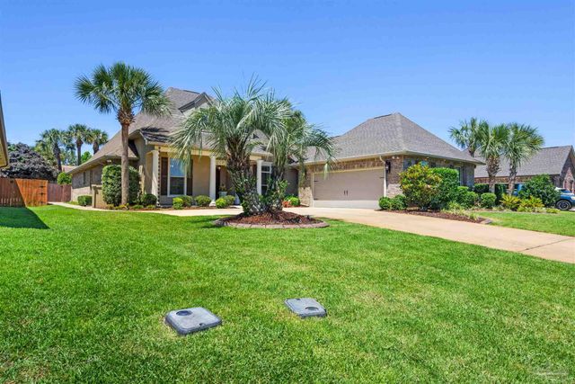 1513 Sabal Palm Dr, Gulf Breeze, FL 32563