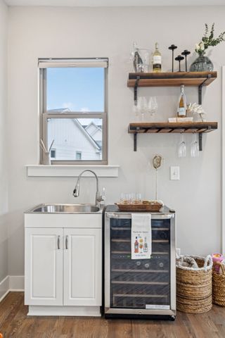 220 Thompson Park Dr, Nashville, TN 37211