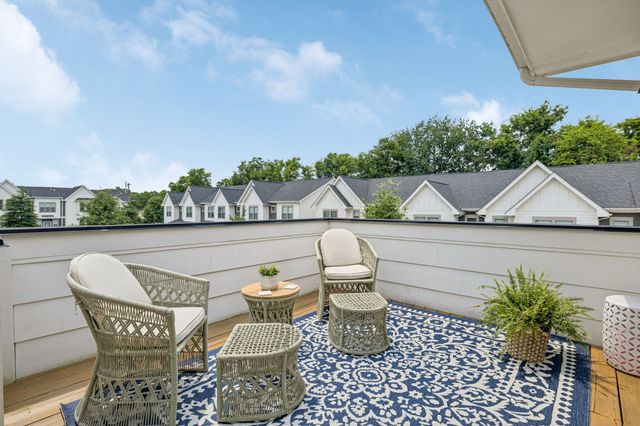 220 Thompson Park Dr, Nashville, TN 37211