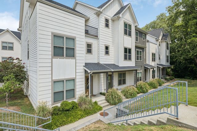 220 Thompson Park Dr, Nashville, TN 37211