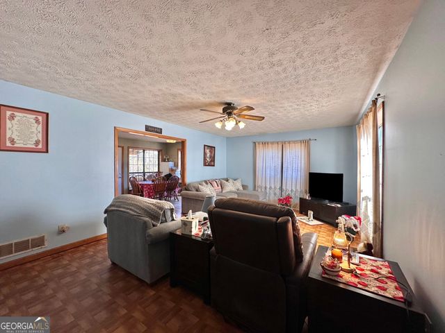 276 Oglesby Bridge Road SE, Conyers, GA 30094