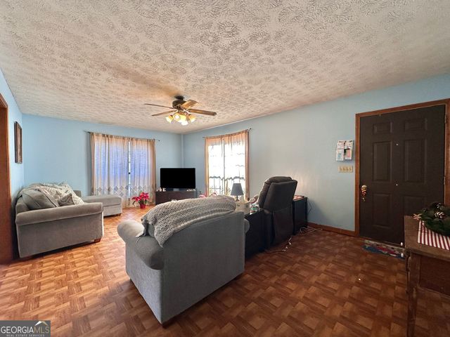 276 Oglesby Bridge Road SE, Conyers, GA 30094