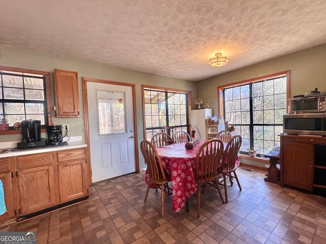 276 Oglesby Bridge Road SE, Conyers, GA 30094