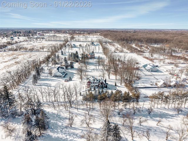 21255 Chubb Road, Lyon Charter Township, MI 48167