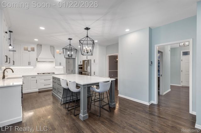 21255 Chubb Road, Lyon Charter Township, MI 48167