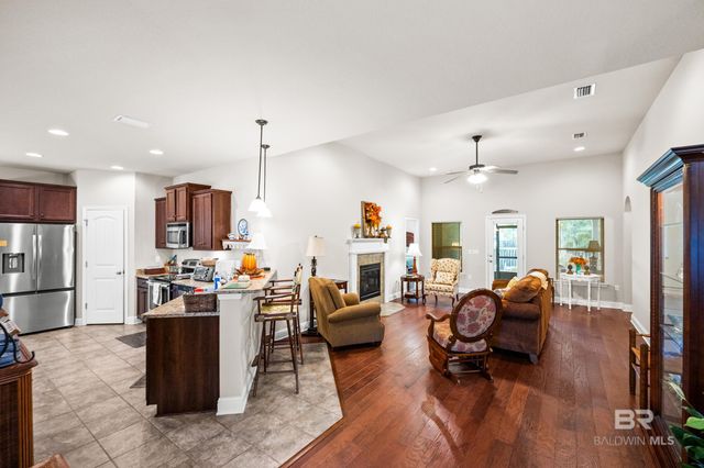 633 Nathaniel Avenue, Fairhope, AL 36532