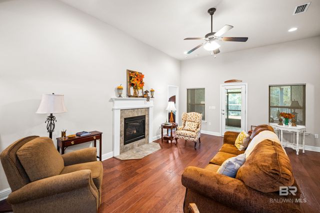 633 Nathaniel Avenue, Fairhope, AL 36532