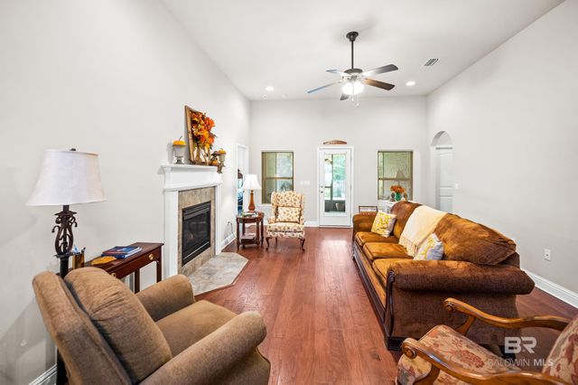 633 Nathaniel Avenue, Fairhope, AL 36532