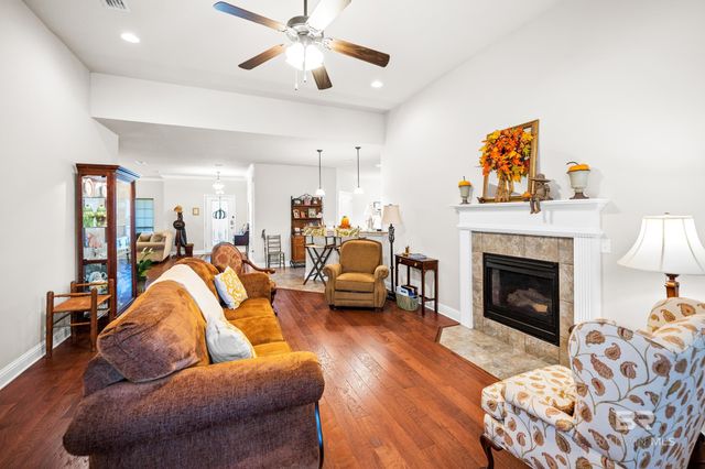 633 Nathaniel Avenue, Fairhope, AL 36532