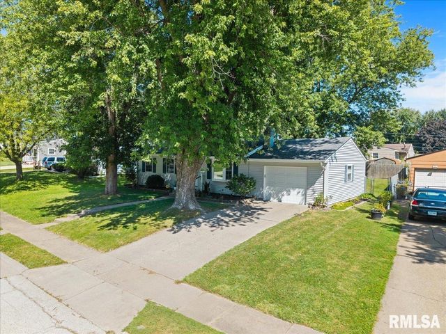 1107 N THORNWOOD Avenue, Davenport, IA 52804