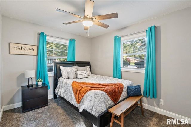 1107 N THORNWOOD Avenue, Davenport, IA 52804