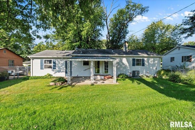 1107 N THORNWOOD Avenue, Davenport, IA 52804