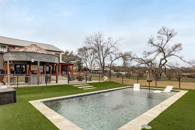 9720 Fm 1827, Anna, TX 75409