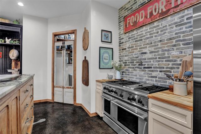 9720 Fm 1827, Anna, TX 75409