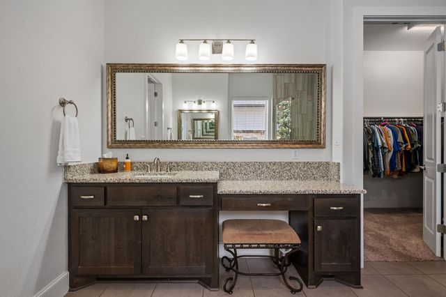 401 Skyflower DR, Georgetown, TX 78628
