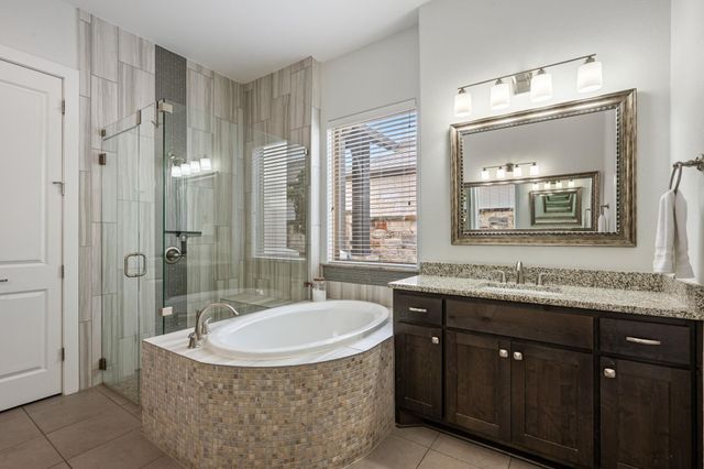 401 Skyflower DR, Georgetown, TX 78628