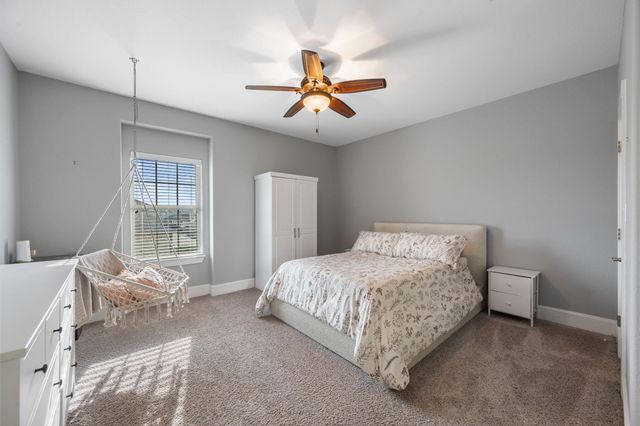 401 Skyflower DR, Georgetown, TX 78628