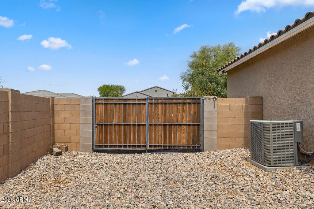 40655 W CRANE Drive, Maricopa, AZ 85138 — photo 2