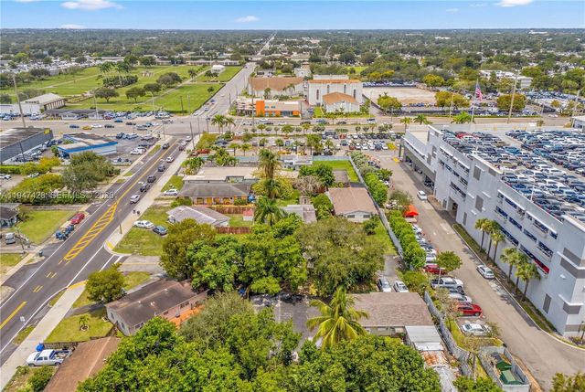 1709 N 59th Ter, Hollywood, FL 33021