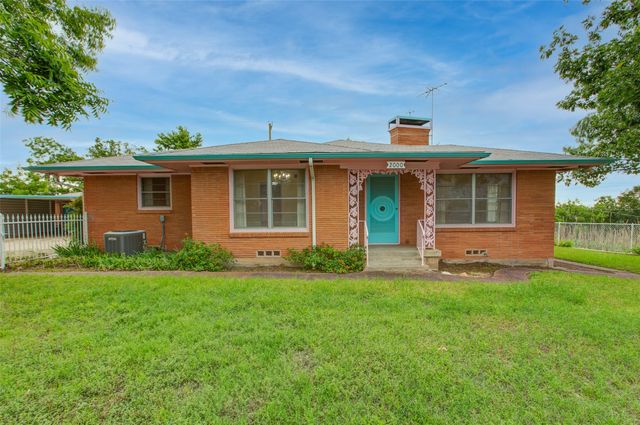 2000 Standifer Street, Fort Worth, TX 76164