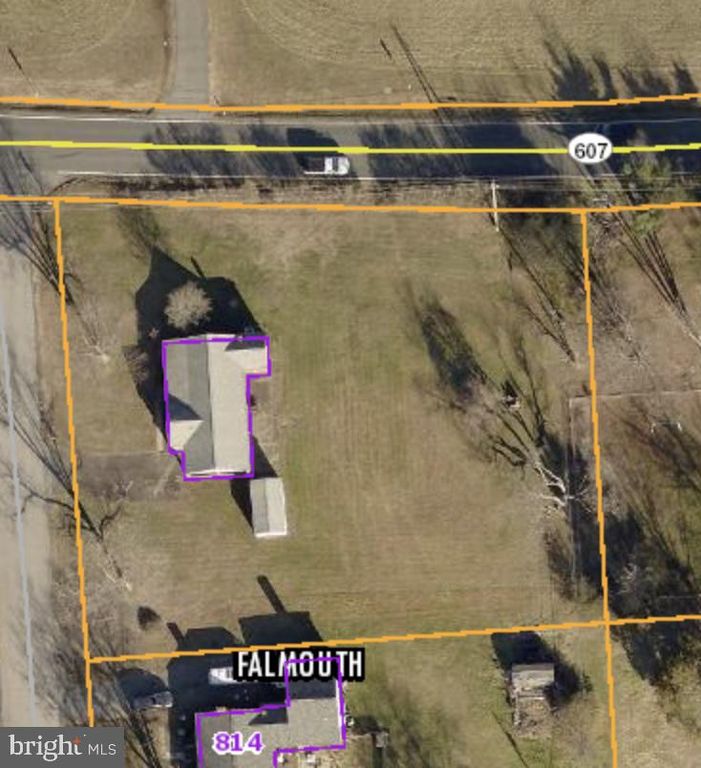 816 CULPEPER ST, Fredericksburg, VA 22405