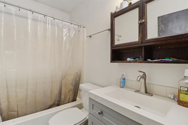 5120 SW 14th Street, Des Moines, IA 50315