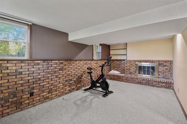 5120 SW 14th Street, Des Moines, IA 50315