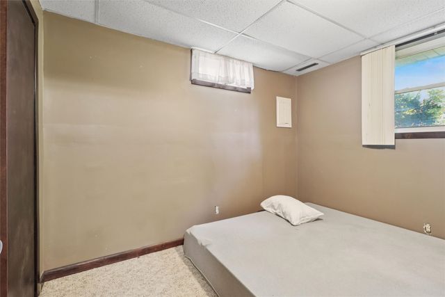 5120 SW 14th Street, Des Moines, IA 50315