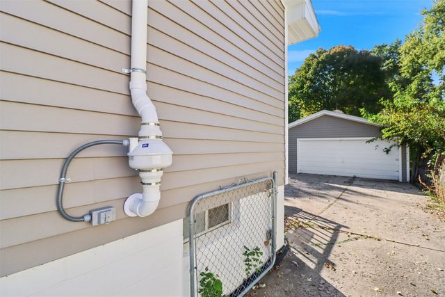 5120 SW 14th Street, Des Moines, IA 50315