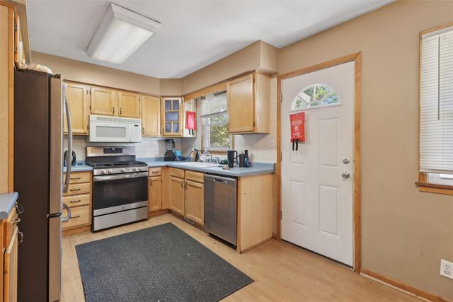 5120 SW 14th Street, Des Moines, IA 50315