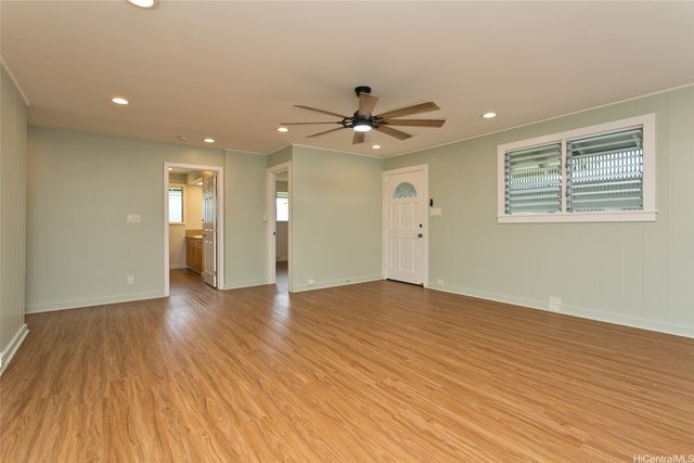 2254 Metcalf Street, Honolulu, HI 96822