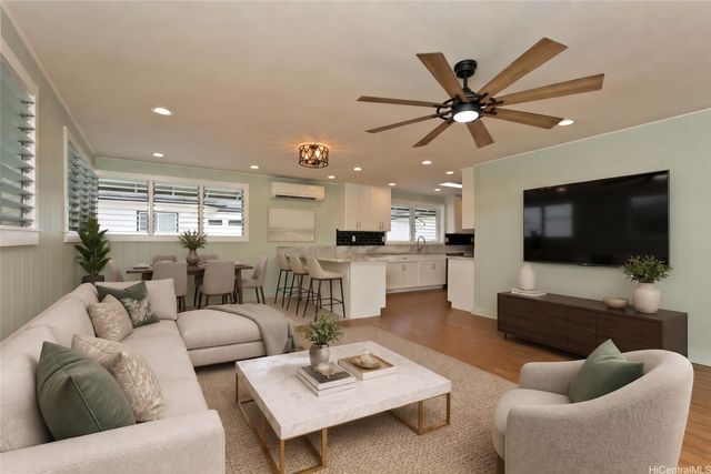 2254 Metcalf Street, Honolulu, HI 96822