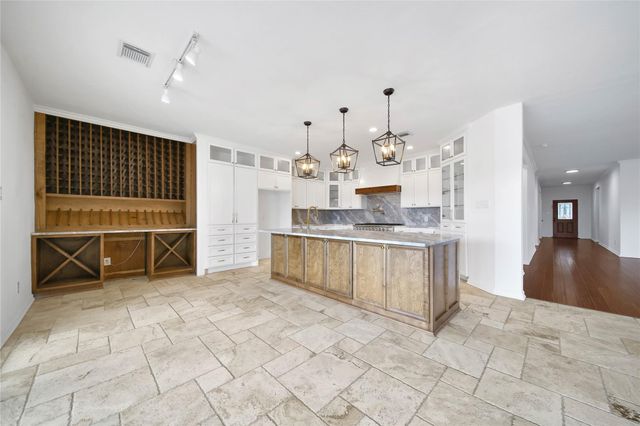 3143 S Royce Circle, Manvel, TX 77578