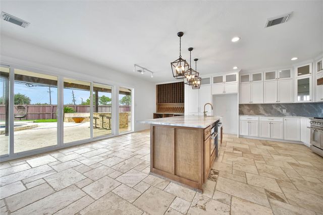 3143 S Royce Circle, Manvel, TX 77578