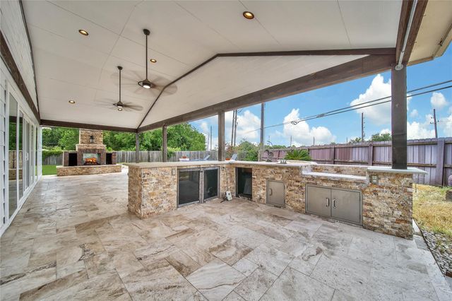 3143 S Royce Circle, Manvel, TX 77578