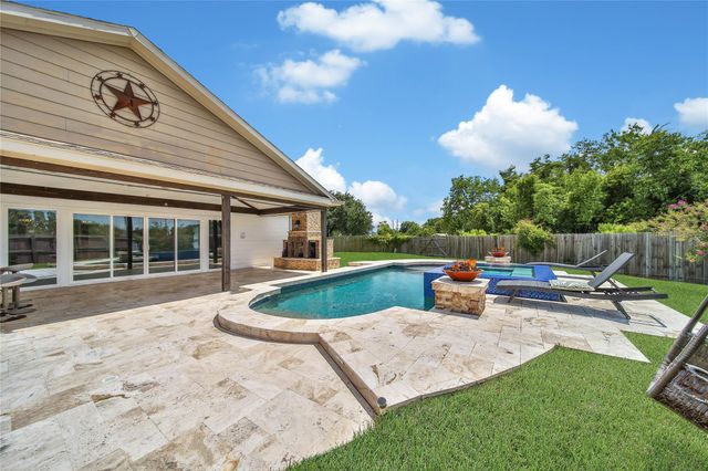 3143 S Royce Circle, Manvel, TX 77578