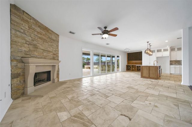 3143 S Royce Circle, Manvel, TX 77578