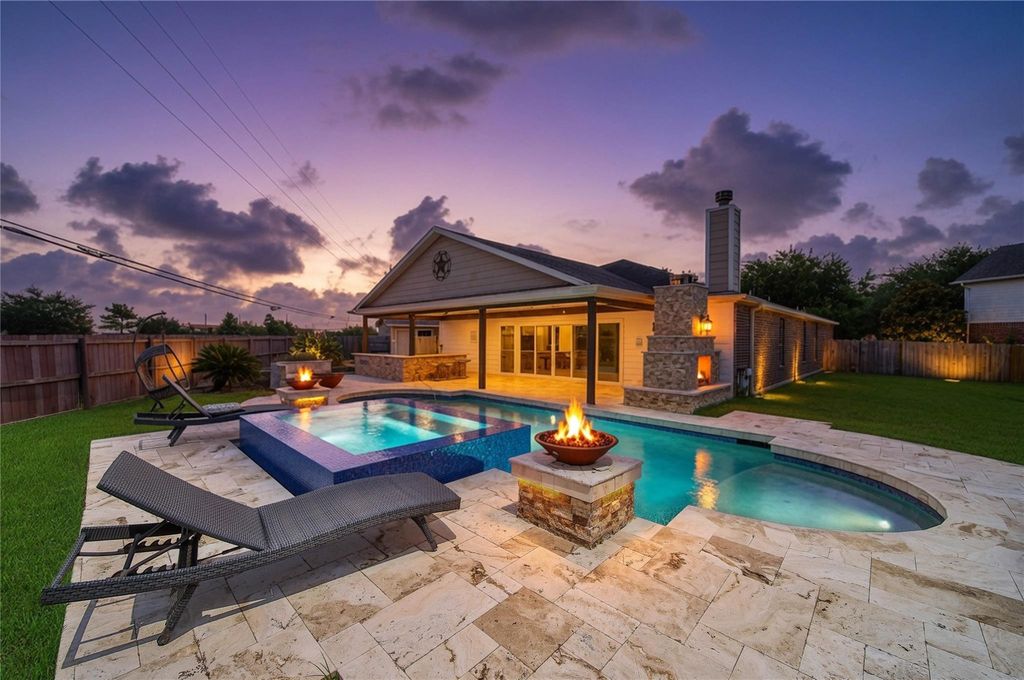 3143 S Royce Circle, Manvel, TX 77578
